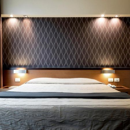 Hc3 Hotel Bologne Extérieur photo